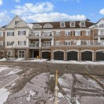 1-bedroom condo apartment for sale in Clarington — 204 - 385 Lakebreeze Drive (Photo 2)