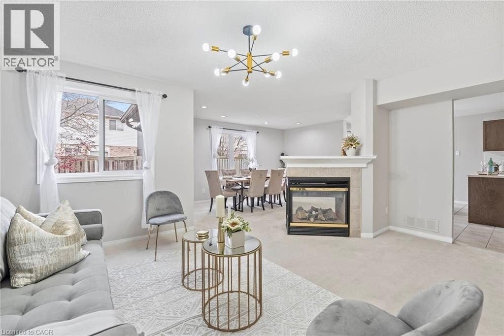 4-bedroom home for sale in Ancaster — 205 Braithwaite Avenue (Photo 1)