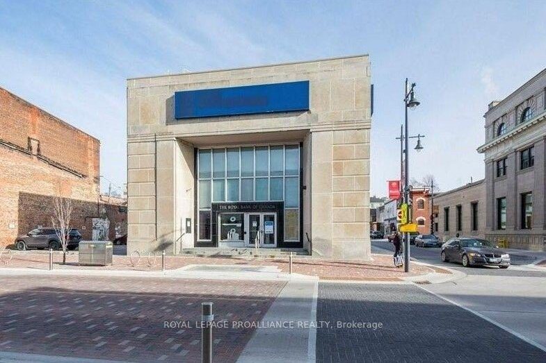 2-bedroom upper level home for rent in Belleville — 206 - 241 Front Street (Photo 1)