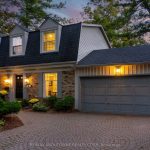 3-bedroom detached home for sale in Burlington — 206 Rossmore Boulevard (Photo 2)
