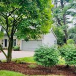 3-bedroom detached home for sale in Burlington — 206 Rossmore Boulevard (Photo 4)