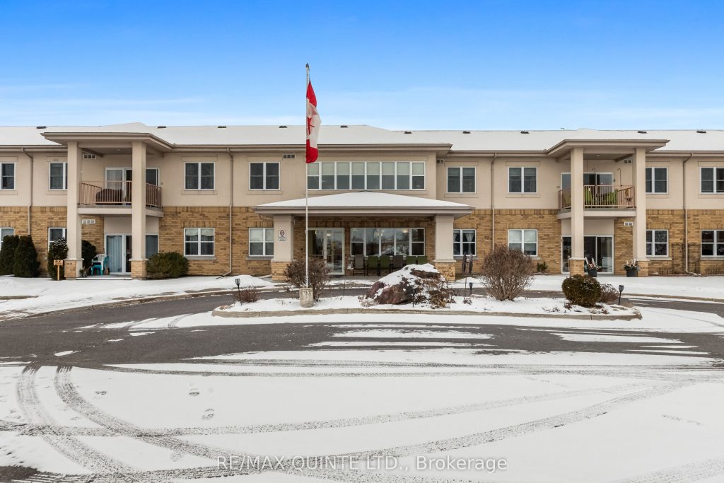 1-bedroom other home for sale in Quinte West — 207 - 20 Fourth Avenue (Photo 1)