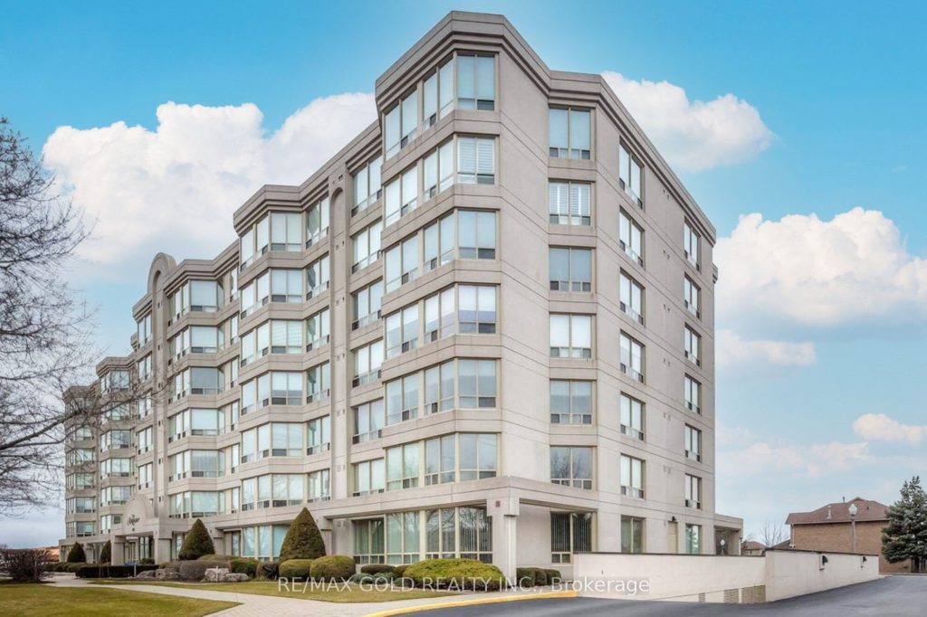 1-bedroom condo apartment for sale in Hamilton — 208 - 495 Highway 8 N/a N (Photo 1)