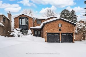 4-bedroom detached home for sale in Barrie — 21 Autumn Lane