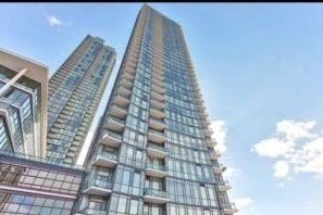 2-bedroom condo apartment for sale in Mississauga — 2106 - 4099 Brickstone Mews