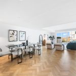 2-bedroom condo apartment for sale in Toronto — 213 - 155 Merchants' Wharf N/a (Photo 4)