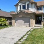 3-bedroom detached home for rent in New Tecumseth — 213 King Street S (Photo 2)