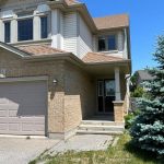 3-bedroom detached home for rent in New Tecumseth — 213 King Street S (Photo 3)