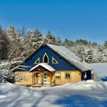 3-bedroom home for sale in Elliot Lake — 213 South Bay Road (Photo 1)