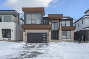 4-bedroom detached home for sale in London South — 2132 Ironwood Road
