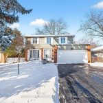 4-bedroom detached home for sale in Mississauga — 2133 Perran Drive (Photo 2)