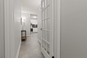 2-bedroom condo apartment for sale in Burlington — 214 - 2010 Cleaver Avenue