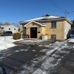 4-bedroom detached home for sale in Cornwall — 2169 Pitt Street (Photo 1)