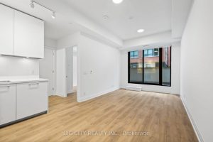 1-bedroom condo apartment for rent in Toronto — 218 - 36 Brentcliffe Road