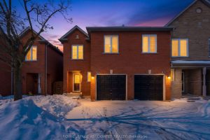 3-bedroom condo townhouse for sale in Pickering — 22 - 1995 Pinegrove Avenue