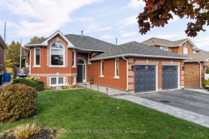 3-bedroom detached home for sale in Bradford West Gwillimbury — 22 Countryside Court