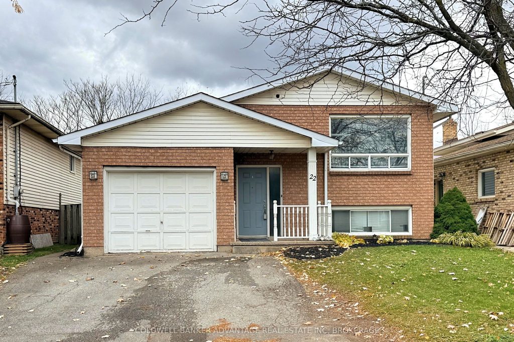 2-bedroom detached home for sale in St. Catharines — 22 Ravine Road (Photo 1)