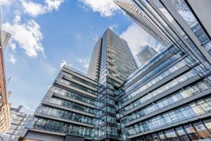 1-bedroom condo apartment for rent in Toronto — 2207S - 127 Broadway Avenue