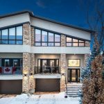 3-bedroom semi-detached home for sale in Ottawa — 2212 Joanne Avenue (Photo 2)