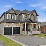 4-bedroom detached home for sale in Burlington — 2229 Tallman Avenue (Photo 3)