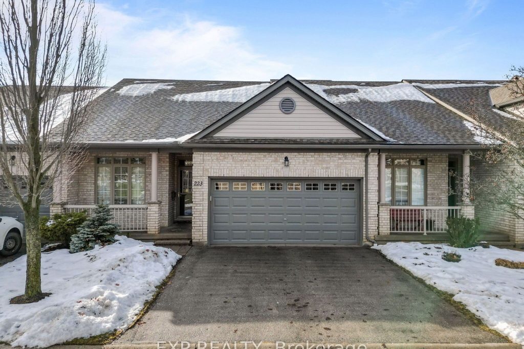 2-bedroom condo townhouse for sale in London North — 223 - 600 Hyde Park Road (Photo 1)