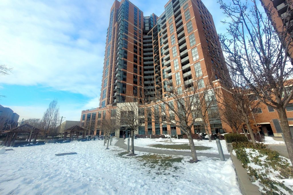 Studio co-op apartment for rent in Toronto — 224 - 60 Heintzman Street (Photo 1)