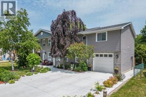 5-bedroom home for sale in Lakeshore — 224 Caruhel