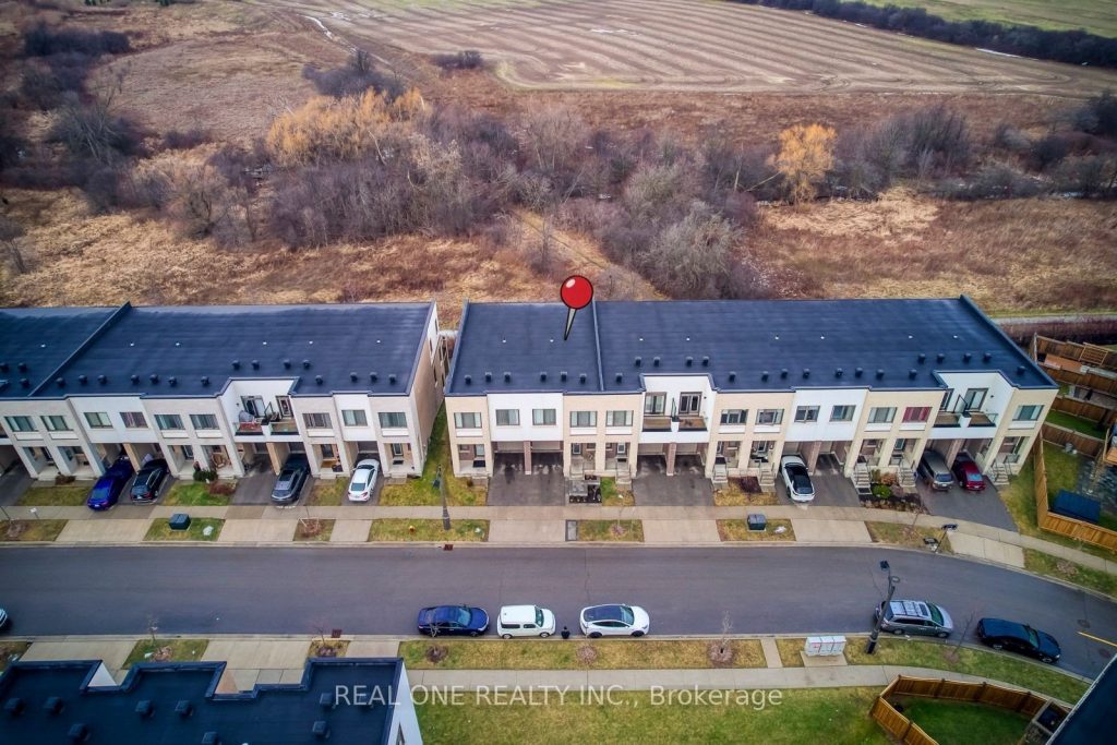 3-bedroom att/row/townhouse for sale in Oakville — 225 Fowley Drive (Photo 1)