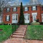 1-bedroom condo townhouse for rent in Burlington — 22A - 2390 Woodward Avenue (Photo 2)