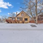 4-bedroom detached home for sale in Windsor — 2311 University Avenue W (Photo 2)