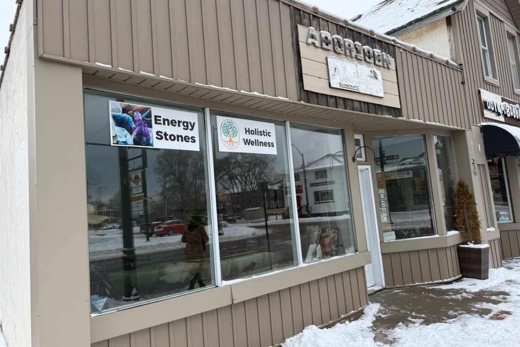 Studio commercial retail home for rent in Port Colborne — 239 Main Street W (Photo 1)