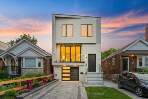 4-bedroom detached home for sale in Toronto — 24 Elmsdale Road