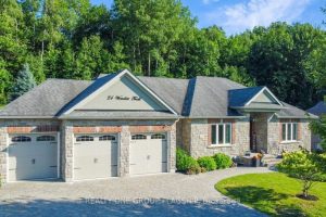 4-bedroom detached home for sale in Springwater — 24 Wendat Trail