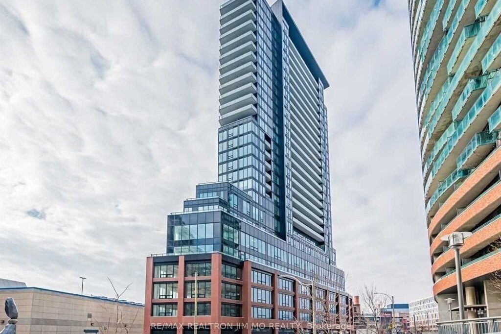 1-bedroom condo apartment for rent in Toronto — 2409 - 135 East Liberty Street (Photo 1)