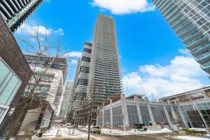 1-bedroom condo apartment for rent in Toronto — 2409 - 38 Annie Craig Drive
