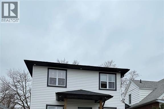 4-bedroom home for rent in Windsor — 2427 Turner (Photo 1)