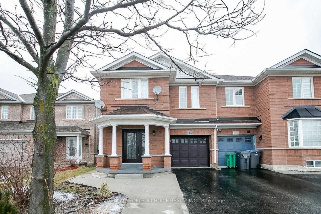4-bedroom semi-detached home for rent in Brampton — 25 Dunure Crescent (Photo 1)