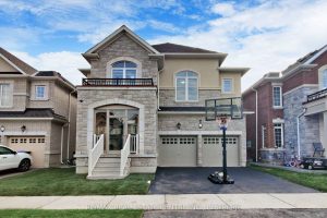4-bedroom detached home for sale in Brampton — 25 Fann Drive