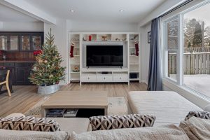 3-bedroom detached home for sale in Whitchurch-stouffville — 251 Stouffer Street