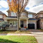 3-bedroom detached home for sale in Oakville — 2527 Nettlecreek Crescent (Photo 1)
