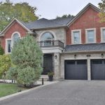 4-bedroom detached home for sale in Oakville — 253 Jones Street (Photo 1)