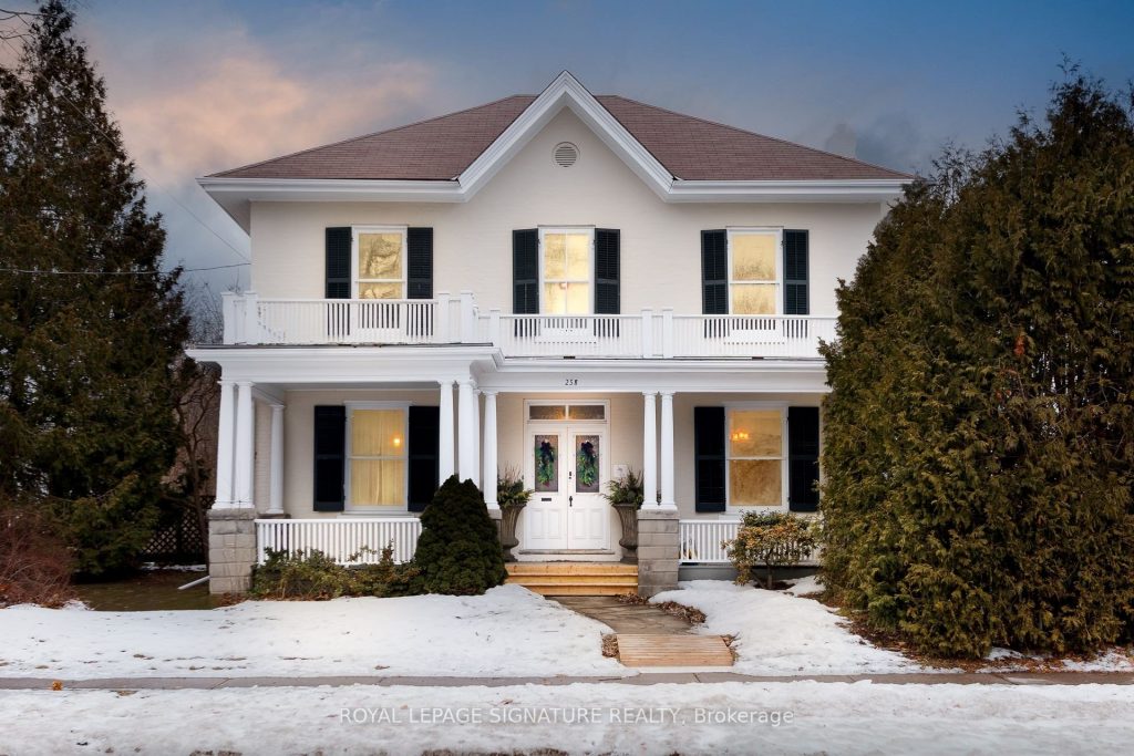 4-bedroom detached home for sale in Port Hope — 258 Ridout Street (Photo 1)