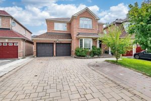 4-bedroom detached home for sale in Brampton — 26 Tangleridge Boulevard