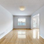 3-bedroom att/row/townhouse for sale in Richmond Hill — 26 Waterton Crescent (Photo 4)