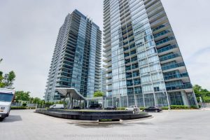 2-bedroom condo apartment for sale in Toronto — 2605 - 88 Park Lawn Road