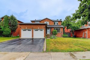4-bedroom detached home for sale in Newmarket — 262 Savage Road