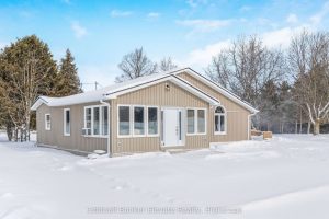 3-bedroom detached home for sale in West Grey — 262700 Varney Road