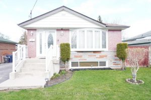 3-bedroom detached home for rent in Toronto — 27 Ronway Acres