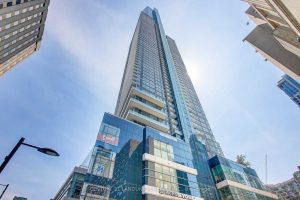 1-bedroom condo apartment for rent in Toronto — 2706 - 386 Yonge Street
