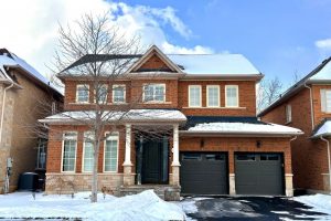 4-bedroom detached home for sale in Oakville — 273 Duskywing Way
